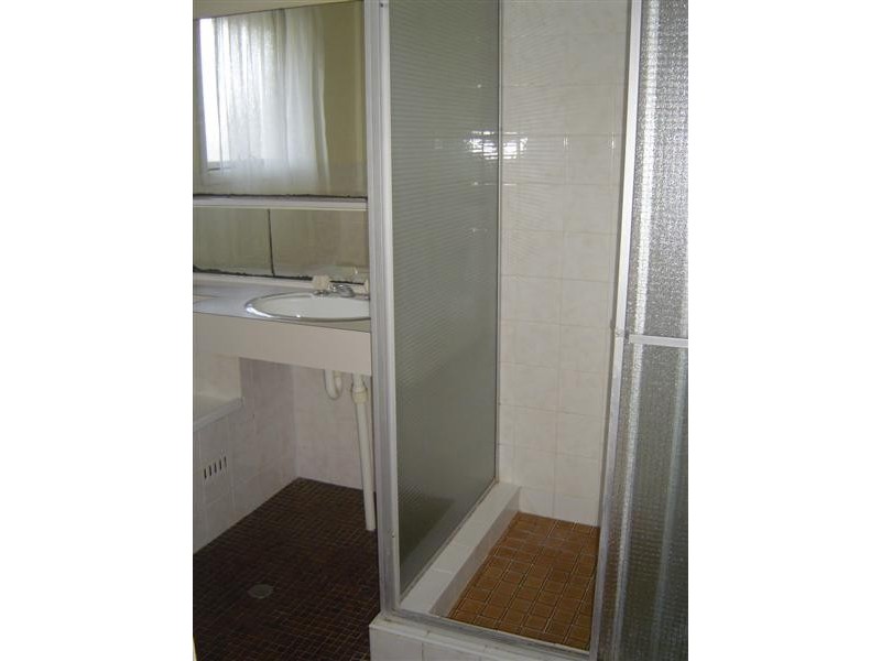 77 Warrimoo Drive, Quakers Hill NSW 2763