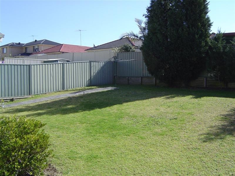 9 Eagle Way, Glenwood NSW 2768