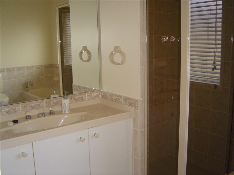 58 Summerfield Avenue, Quakers Hill NSW 2763