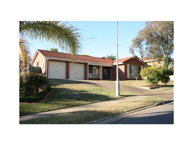 3 Clinton Street, Quakers Hill NSW 2763
