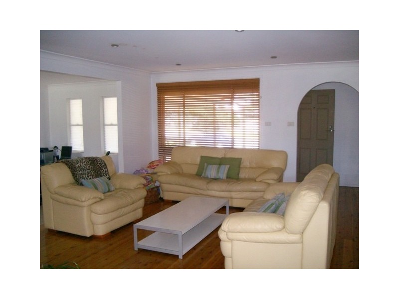 94  Madagascar Drive, Kings Park NSW 2148