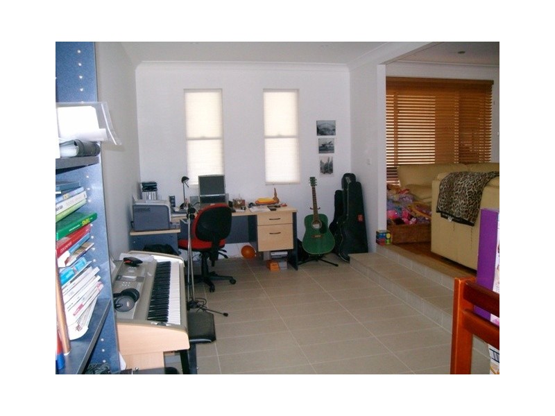 94  Madagascar Drive, Kings Park NSW 2148