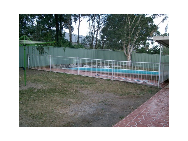 8 Morey Place, Kings Langley NSW 2147