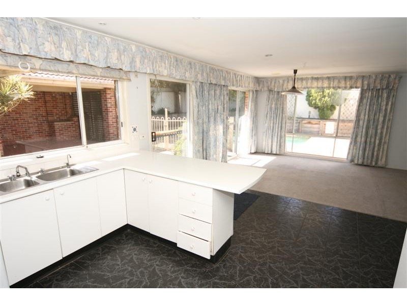 11 Jocelyn Boulevarde, Quakers Hill NSW 2763