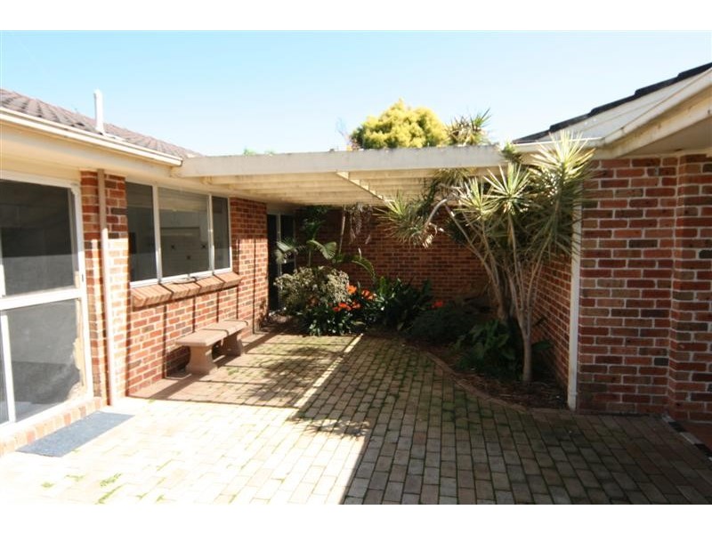 11 Jocelyn Boulevarde, Quakers Hill NSW 2763