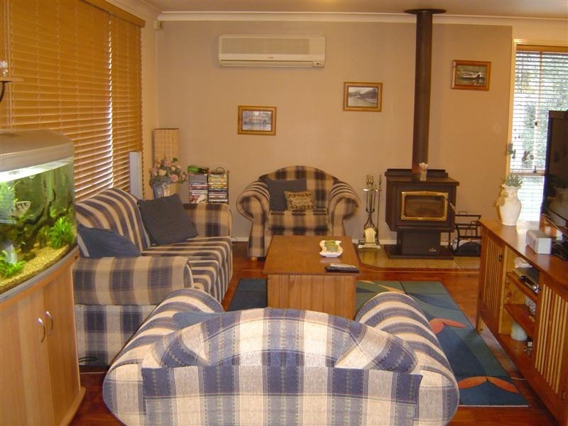 6 Calandra Avenue, Quakers Hill NSW 2763