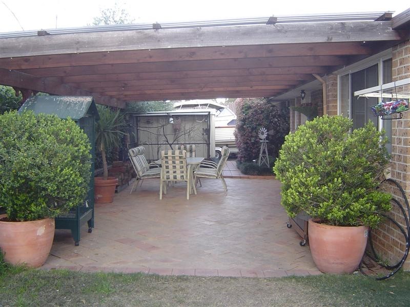 6 Calandra Avenue, Quakers Hill NSW 2763