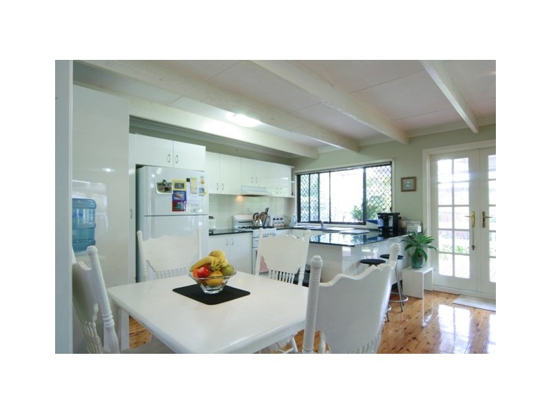 16 Elsom Street, Kings Langley NSW 2147