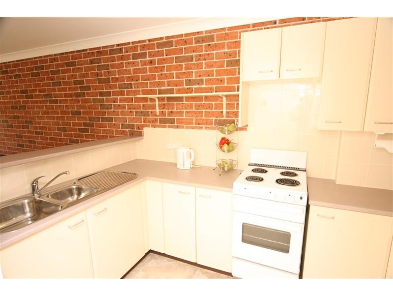 5a Rutledge Crescent, Quakers Hill NSW 2763