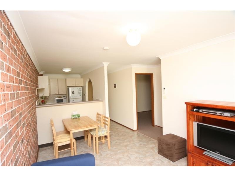 5a Rutledge Crescent, Quakers Hill NSW 2763