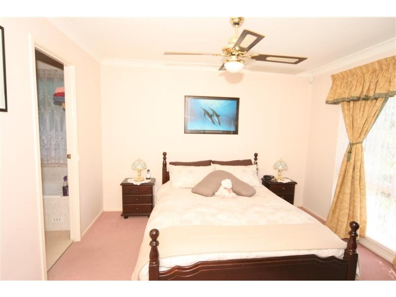 5 Dormer Grove, Quakers Hill NSW 2763