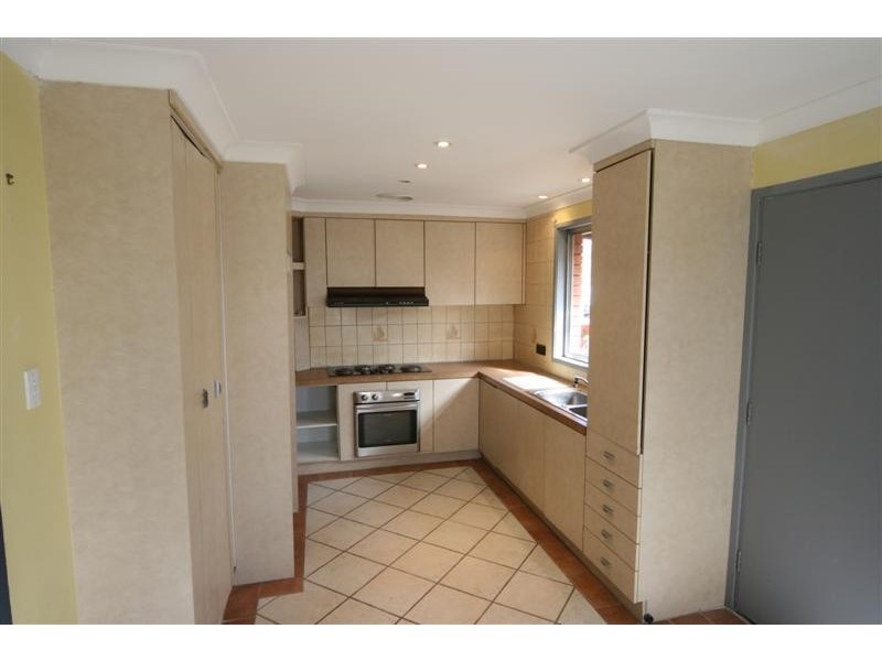 70 Kolodong Drive, Quakers Hill NSW 2763