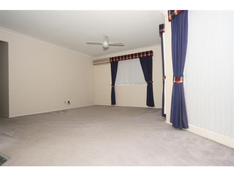 65 Manorhouse Blvd, Quakers Hill NSW 2763