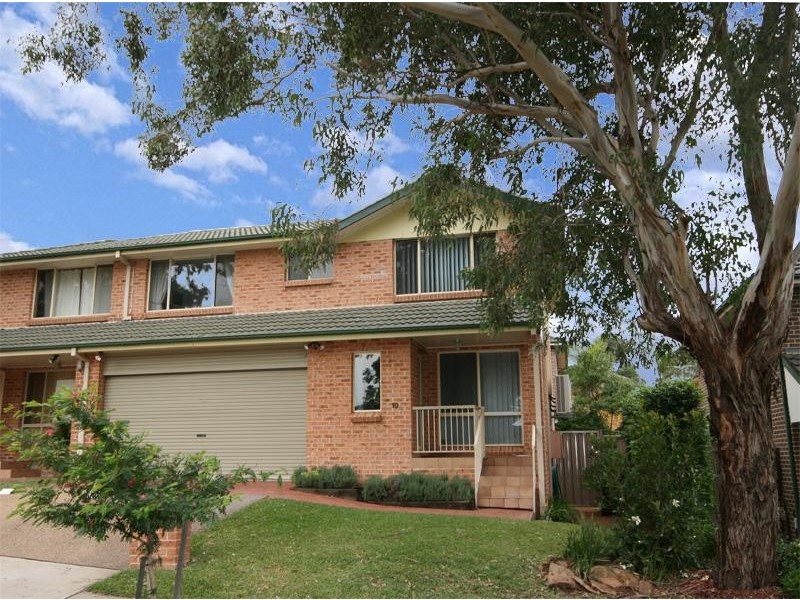 10 Highfield Road, Quakers Hill NSW 2763