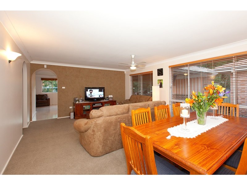 73 Prescott Circuit, Quakers Hill NSW 2763