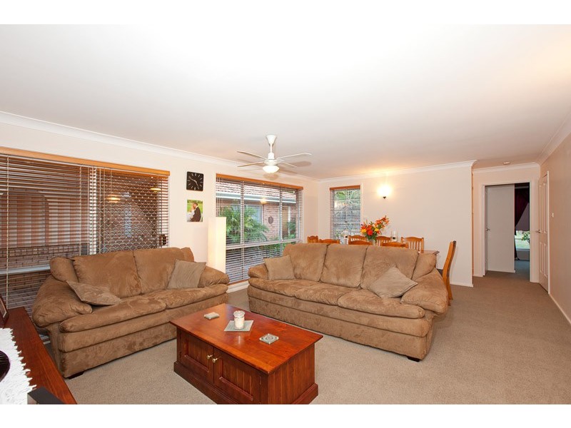 73 Prescott Circuit, Quakers Hill NSW 2763