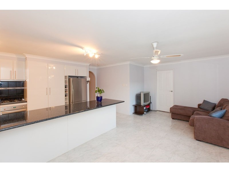 73 Prescott Circuit, Quakers Hill NSW 2763