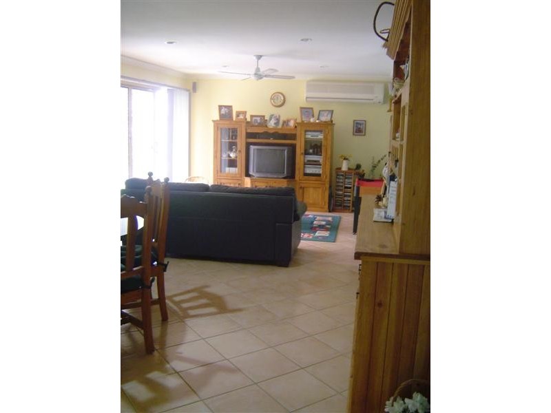 77 Kashmir Avenue, Quakers Hill NSW 2763