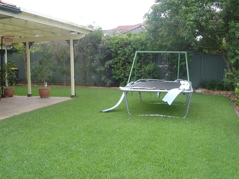 77 Kashmir Avenue, Quakers Hill NSW 2763