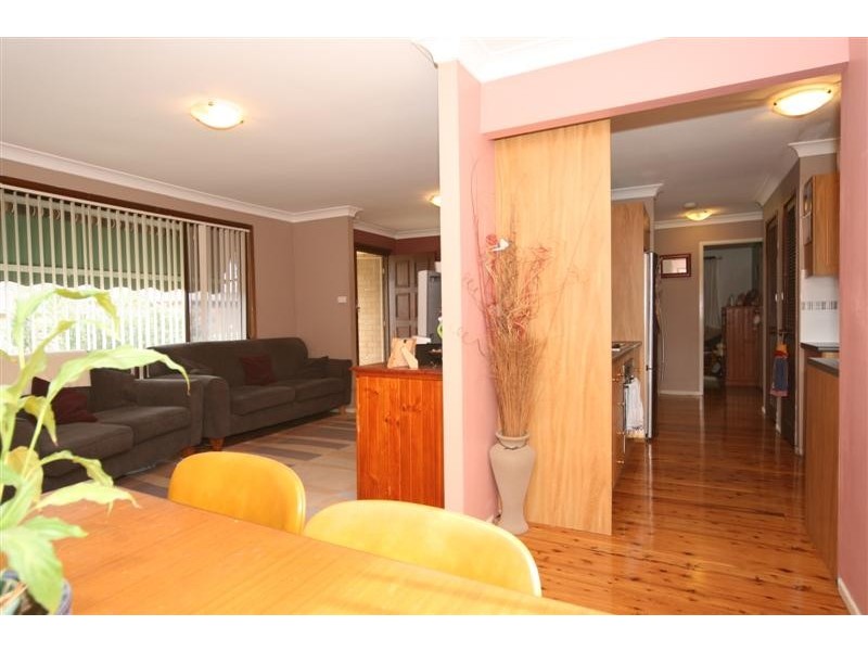 6 Irby Place, Quakers Hill NSW 2763