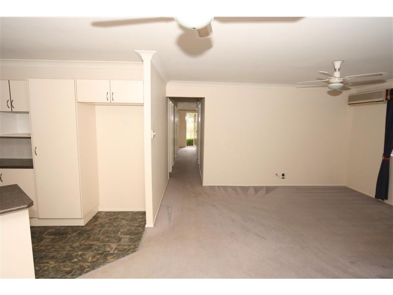 65 Manorhouse Blvd, Quakers Hill NSW 2763