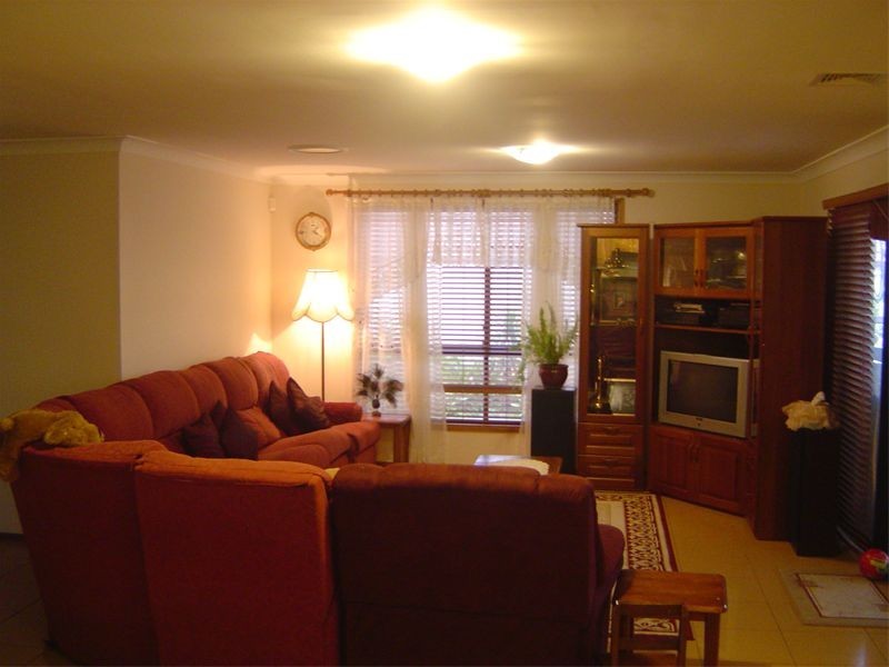 8  Turquoise Street, Quakers Hill NSW 2763