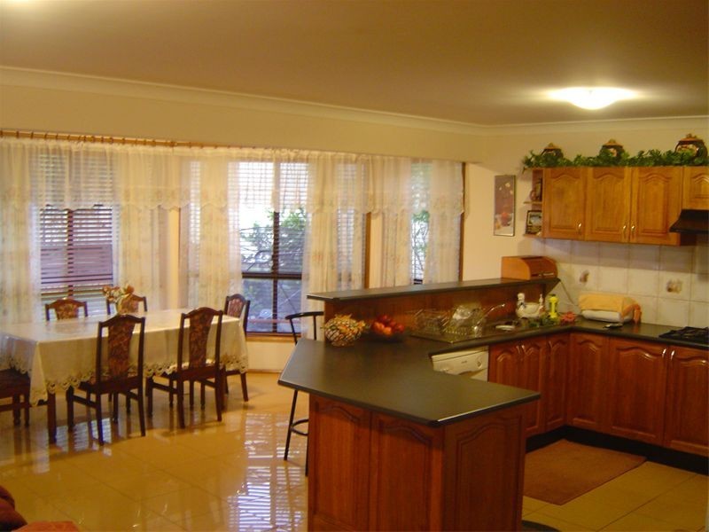 8  Turquoise Street, Quakers Hill NSW 2763