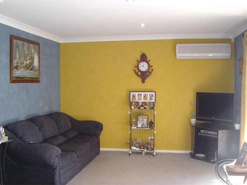 8  Zerafa Place, Quakers Hill NSW 2763