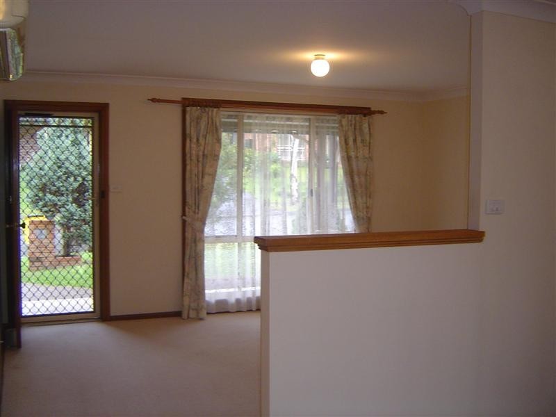 6a Aimee Street, Quakers Hill NSW 2763