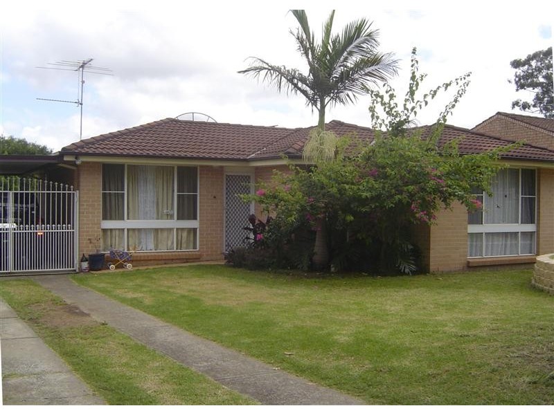 10  Torrance Crescent, Quakers Hill NSW 2763