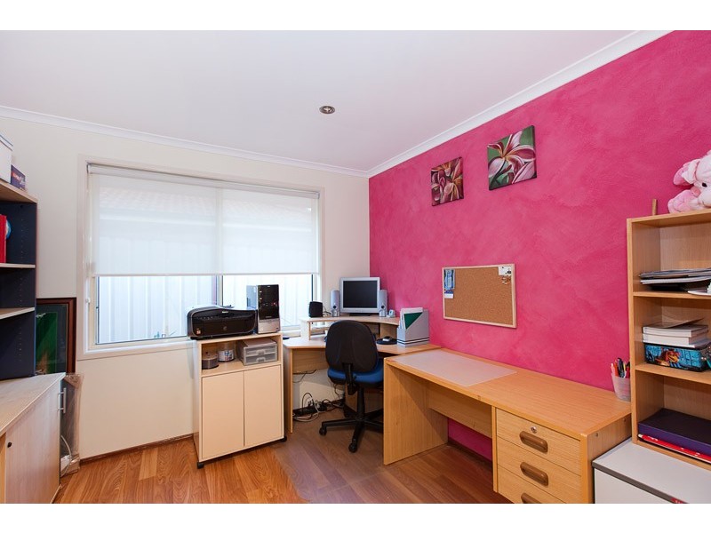 100 Barnier Drive, Quakers Hill NSW 2763