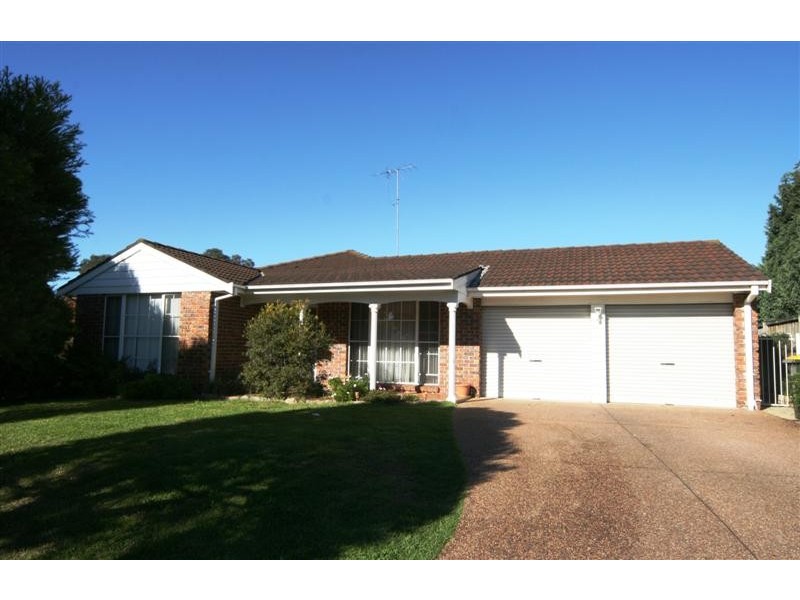 6 Barnier Drive, Quakers Hill NSW 2763