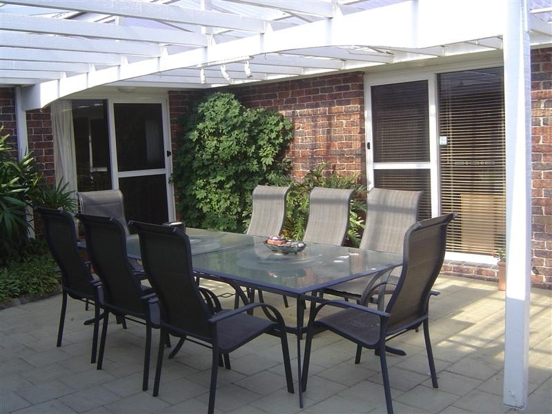 6 Barnier Drive, Quakers Hill NSW 2763