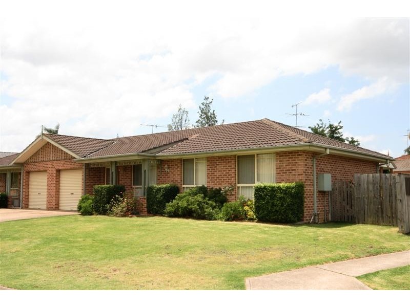 2b  Aimee Street, Quakers Hill NSW 2763
