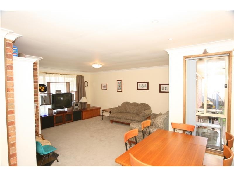 18 Walker Street, Quakers Hill NSW 2763