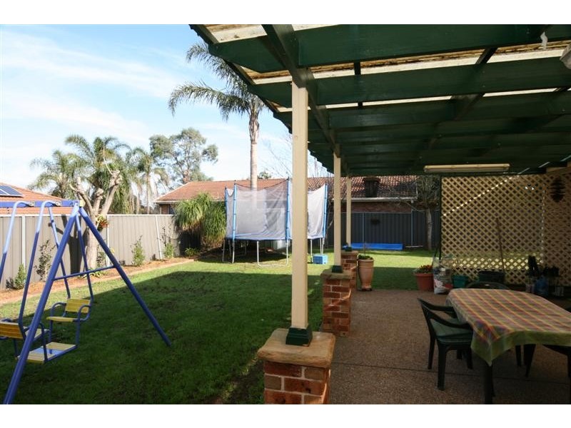 18 Walker Street, Quakers Hill NSW 2763