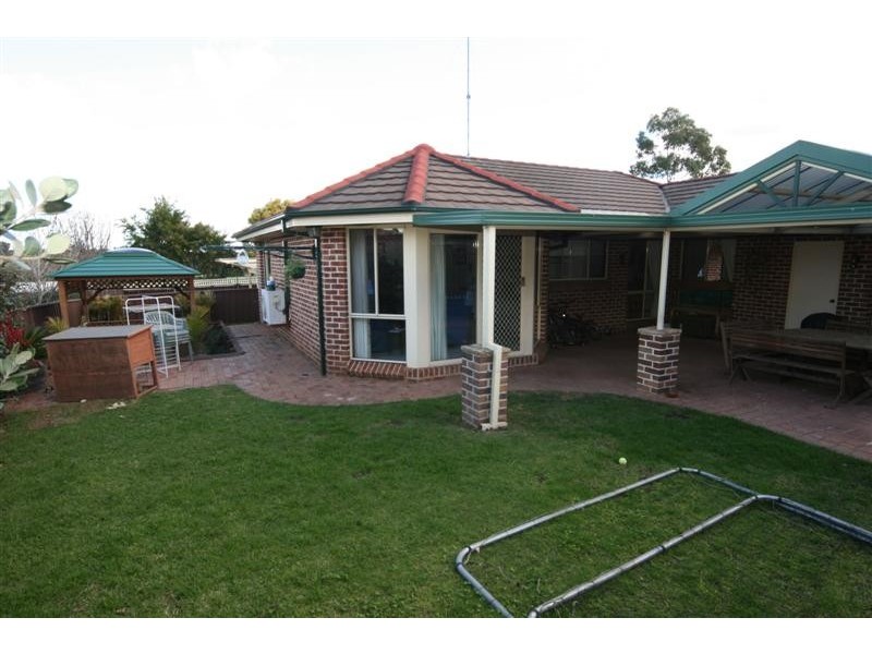 14 Catania Place, Quakers Hill NSW 2763