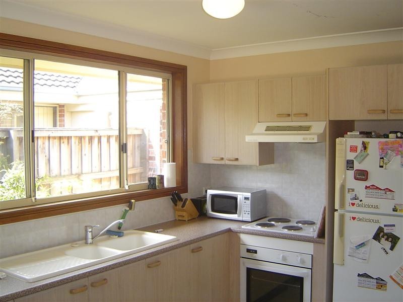 8  Olive Lee Street, Quakers Hill NSW 2763