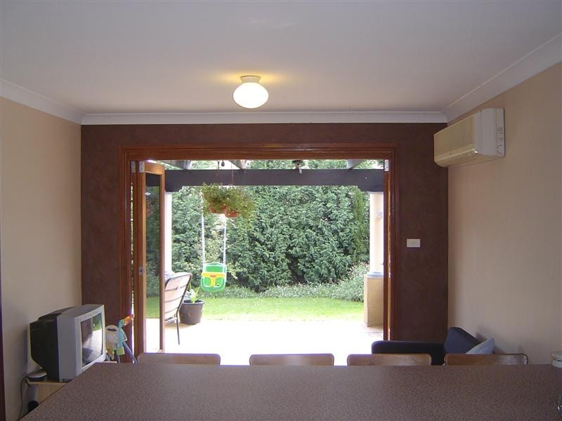 8  Olive Lee Street, Quakers Hill NSW 2763