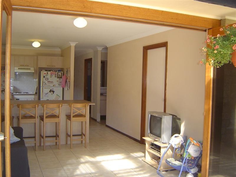 8  Olive Lee Street, Quakers Hill NSW 2763