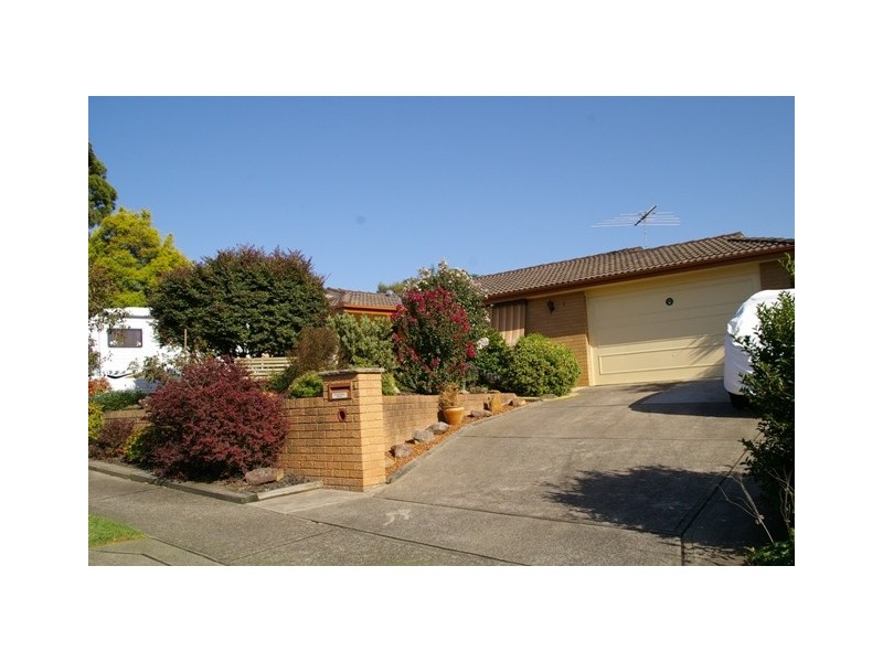 1  Nadie Place, Kings Langley NSW 2147