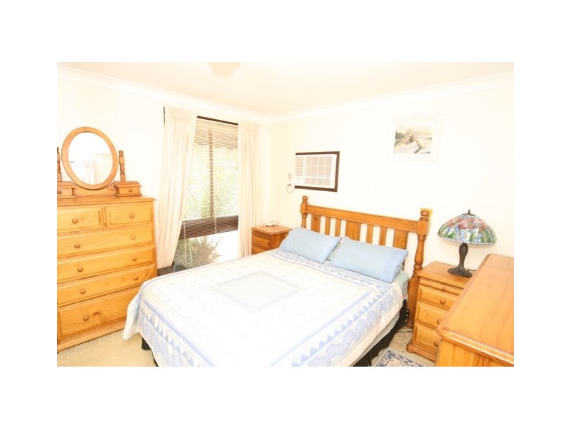 4  Morey Place, Kings Langley NSW 2147