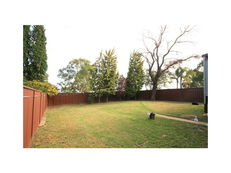 81  Faulkland Crescent, Kings Park NSW 2148