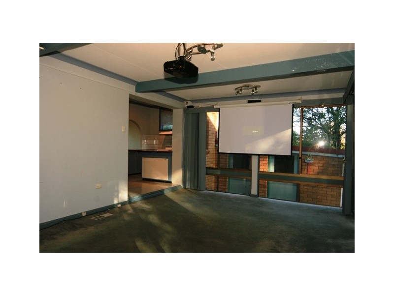 24  Heffron Road, Lalor Park NSW 2147