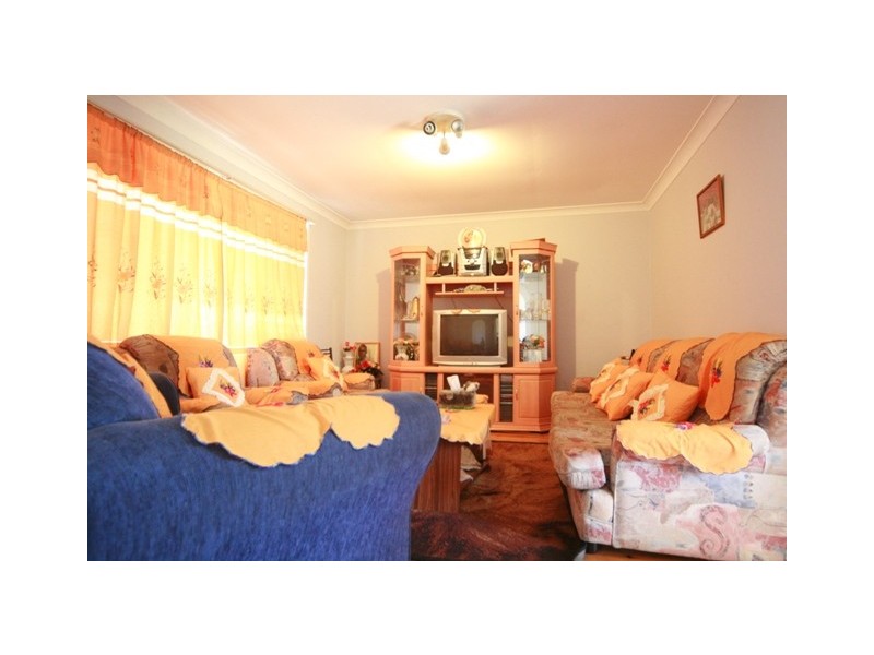 60 Tallagandra Drive, Quakers Hill NSW 2763