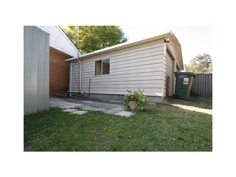 60 Tallagandra Drive, Quakers Hill NSW 2763