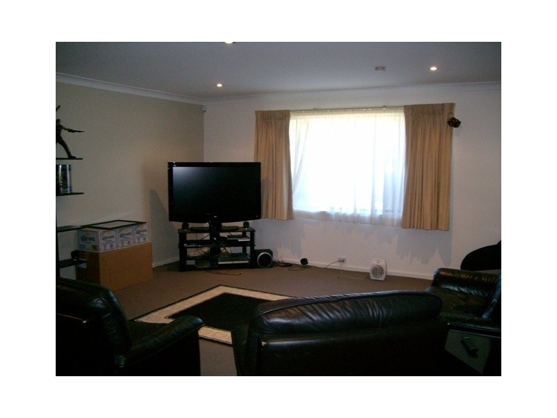 55 Joseph Banks Drive, Kings Langley NSW 2147