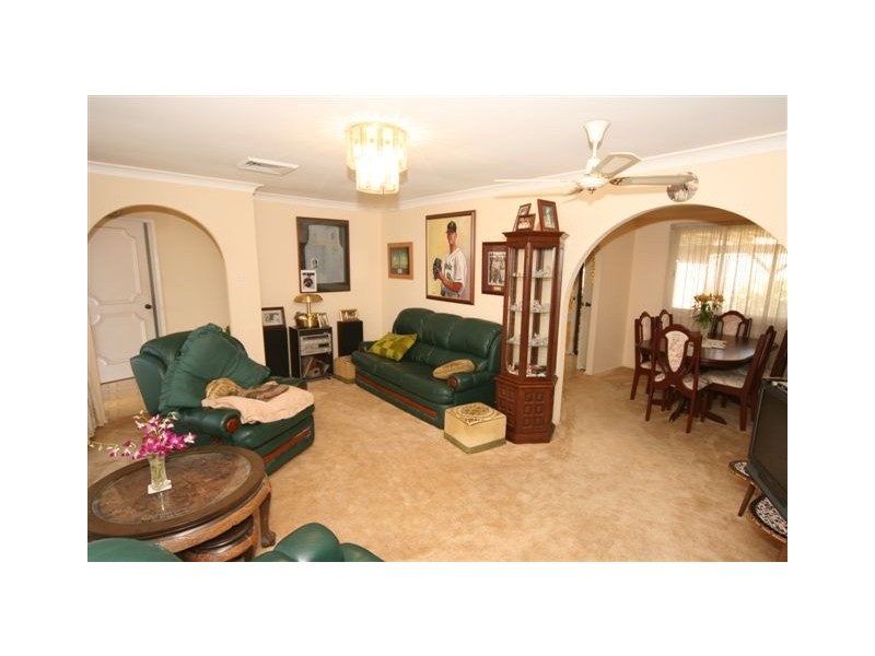 3  Nicholson Crescent, Kings Langley NSW 2147