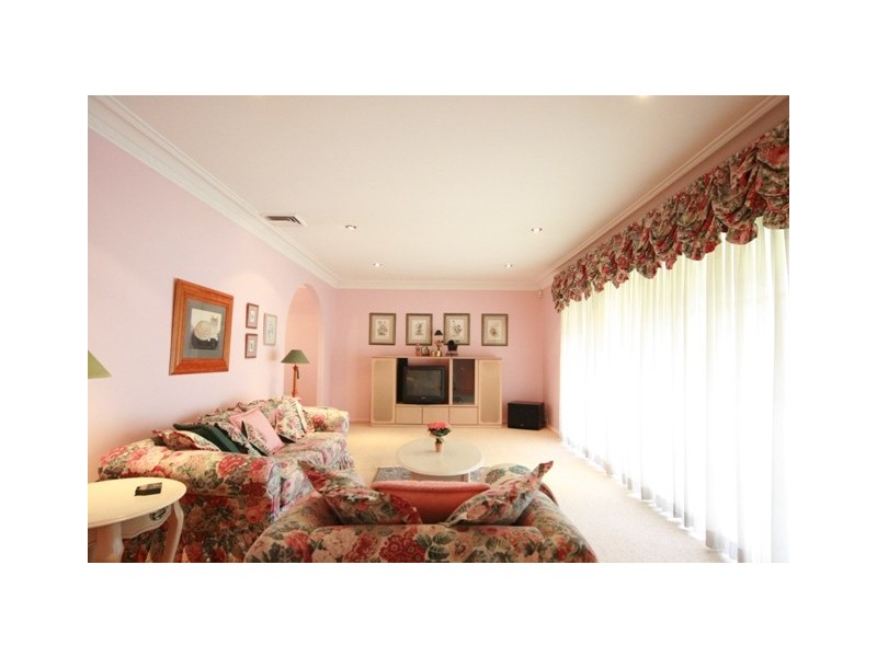 19 Knight Avenue, Kings Langley NSW 2147