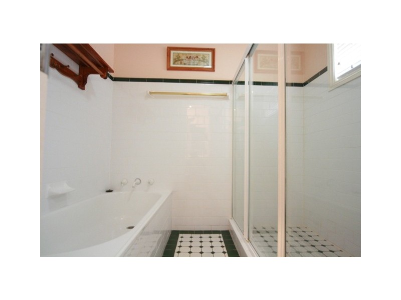 19 Knight Avenue, Kings Langley NSW 2147